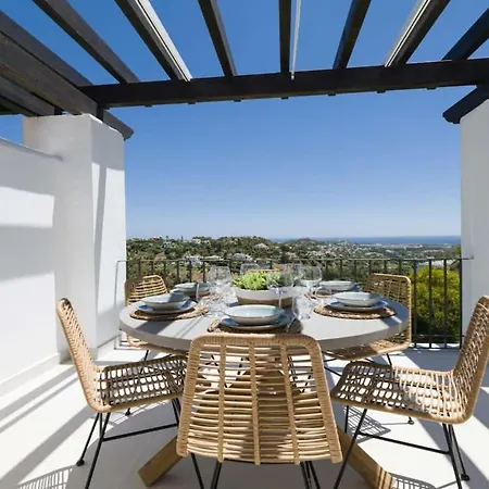 アパート Duplex Penthouse Rooftop Terrace Sea Views Wifi ベナアビス